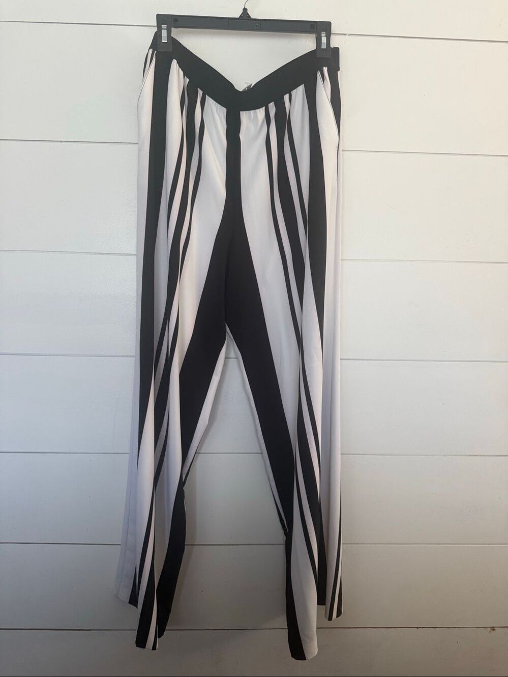 New York & Company Women’s Large Black White Striped Pants New